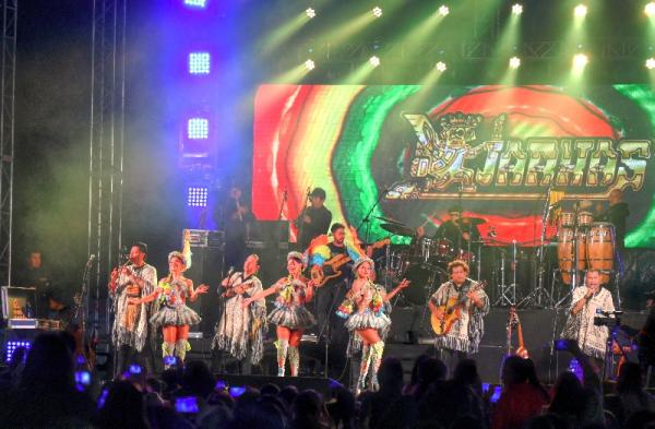 Andean Music, Cotacatchi, Ecuador